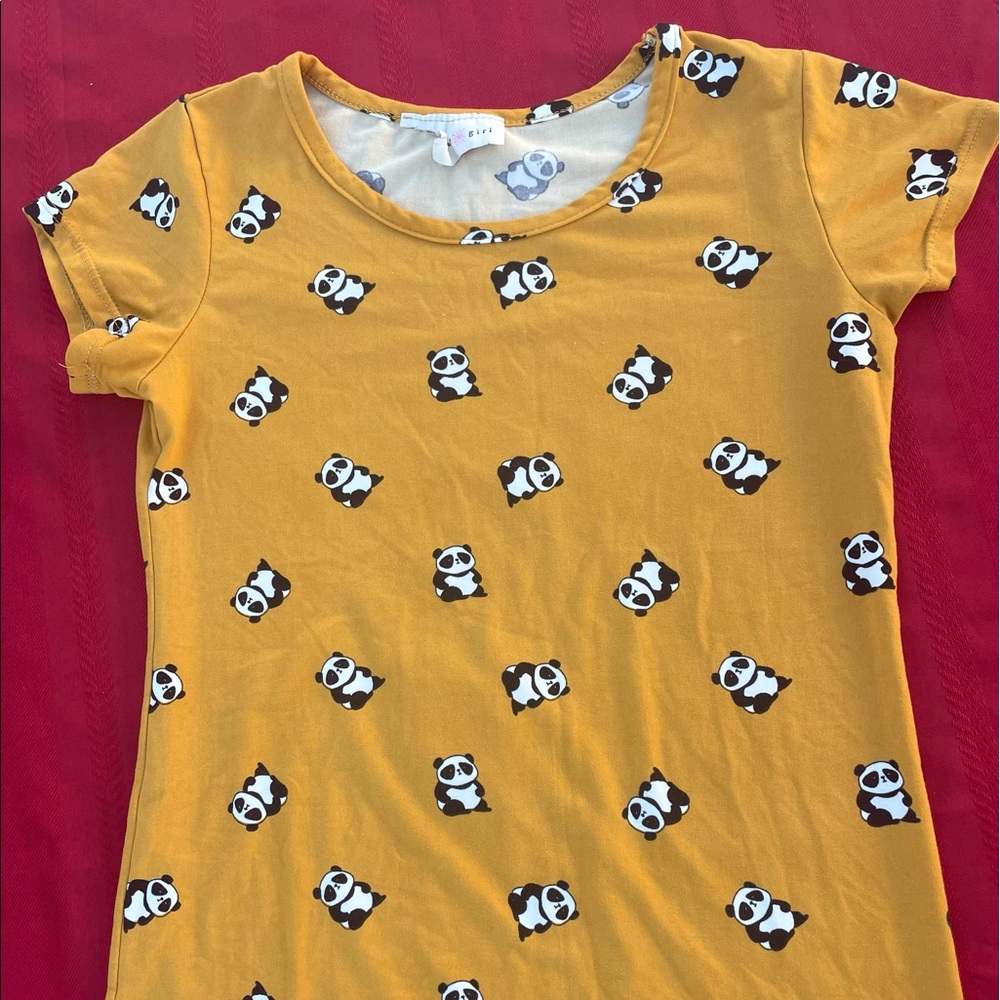 Gold panda top, silky & stretchy
